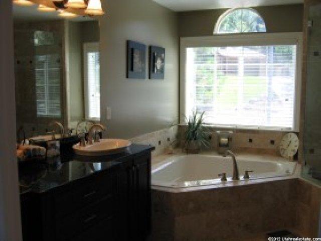 3648 Oakridge Cir, Bountiful, UT 84010 — photo 7