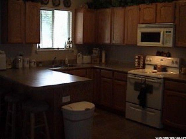 699 W 3650 S, Riverdale, UT 84405 — photo 5