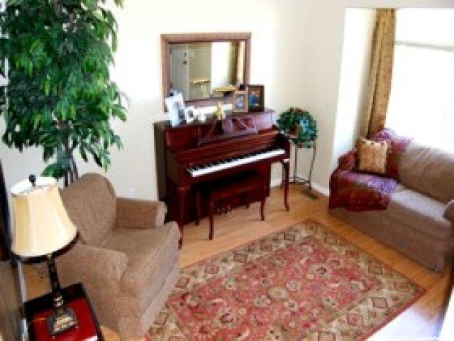 1442 S Pebblecreek Dr, Layton, UT 84041 — photo 3