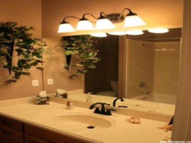 2755 N Juniper Cir E, North Logan, UT 84341 — photo 9