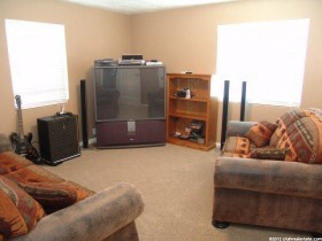 695 S 100 E, Bountiful, UT 84010 — photo 7