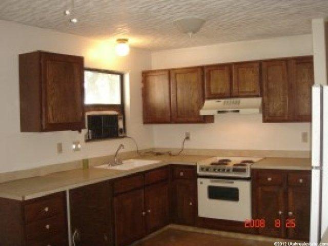 605 Downs Dr, Ogden, UT 84404 — photo 4
