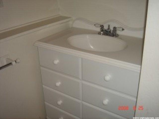 605 Downs Dr, Ogden, UT 84404 — photo 9