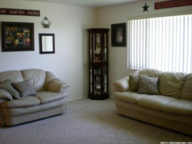 2058 N 1300 W, Clinton, UT 84015 — photo 3