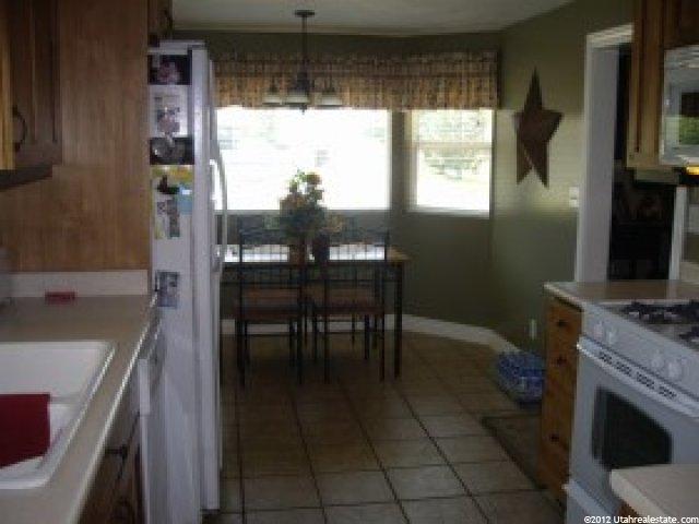 361 E 200 S, Kaysville, UT 84037 — photo 5