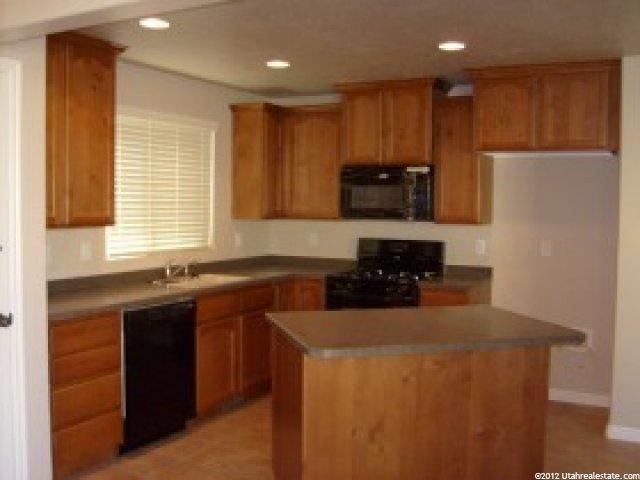 2532 S Andover St, West Haven, UT 84401 — photo 7