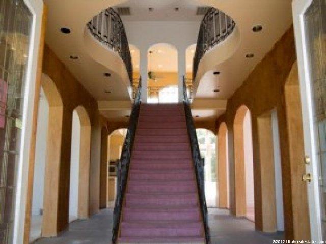 3321 S Sunset Hollow Dr, Bountiful, UT 84010 — photo 2