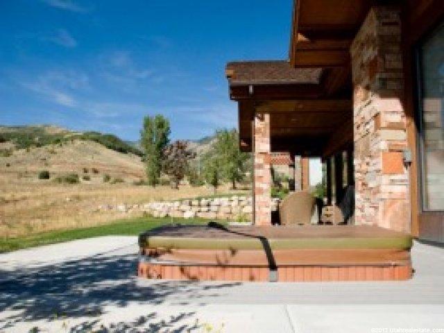 4882 E Eagleridge Dr N, Eden, UT 84310 — photo 2
