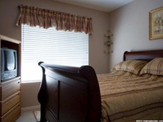 1492 Evergreen Ln, Layton, UT 84040 — photo 12