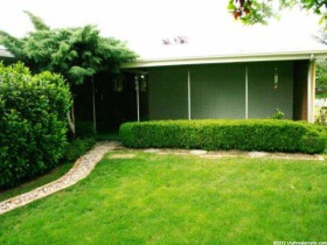 690 E Center St, Bountiful, UT 84010 — photo 2