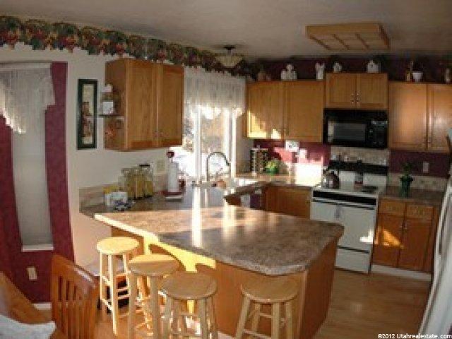 4385 S 2875 W, Roy, UT 84067 — photo 2