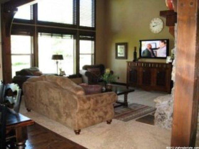675 E Main St, Midway, UT 84049 — photo 2