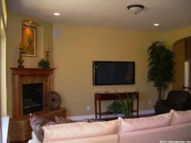 731 W Pegasus Dr, Kaysville, UT 84037 — photo 7
