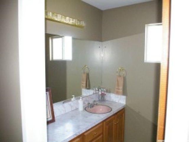 4527 S Forest Green Dr E, Ogden, UT 84403 — photo 4