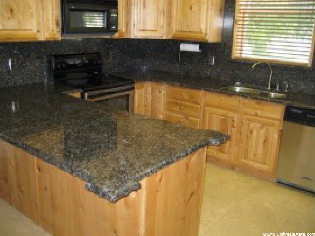 898 N 400 E, Bountiful, UT 84010 — photo 6