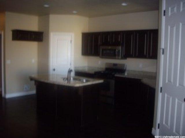 144 N 360 W, Centerville, UT 84014 — photo 4
