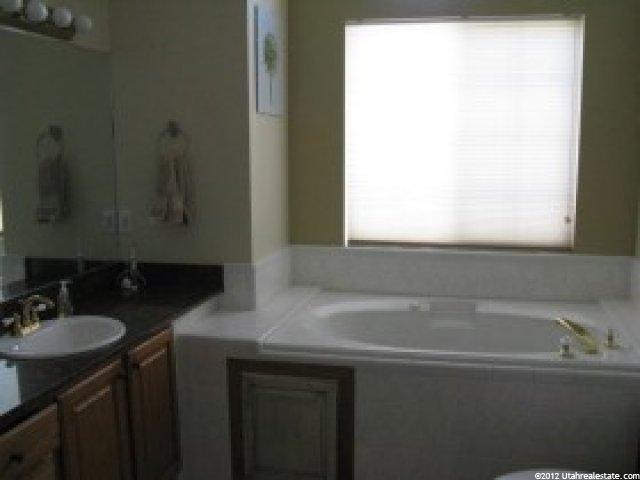 1186 Parkstone Dr, Draper, UT 84020 — photo 8