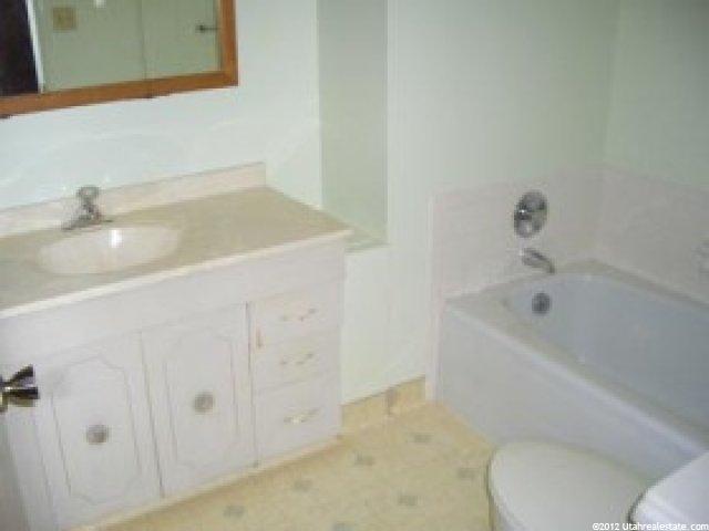 439 E 250 N, Kaysville, UT 84037 — photo 6