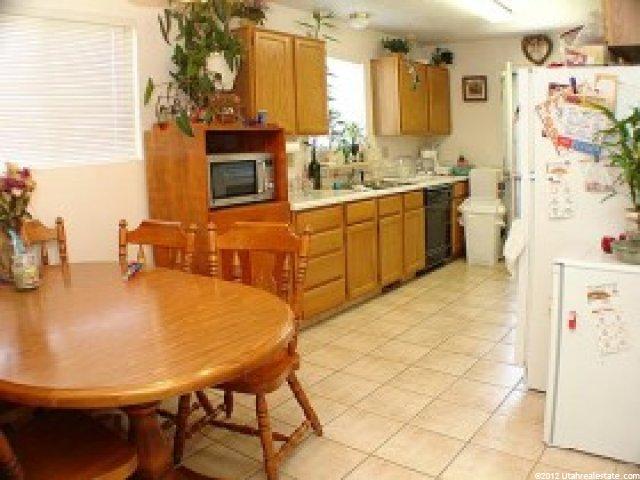 645 E 950 S, Clearfield, UT 84015 — photo 4