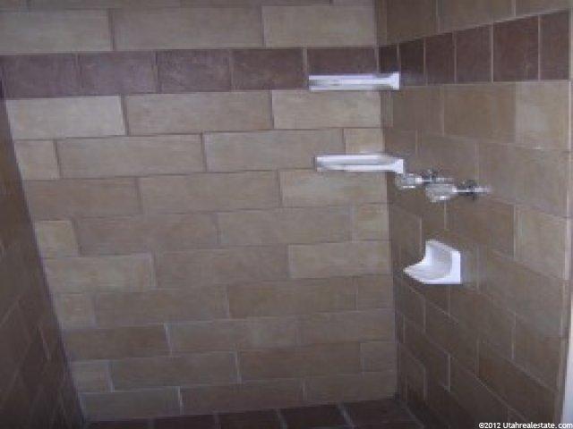 8374 Bryce Dr, Sandy, UT 84070 — photo 4