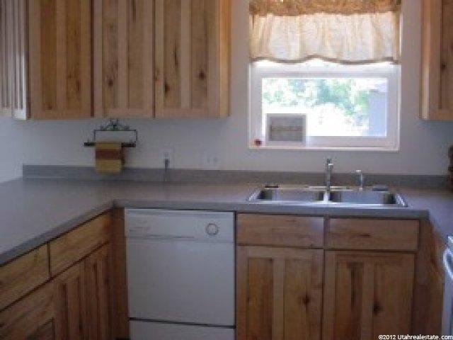 431 E 1900 N, North Ogden, UT 84414 — photo 3