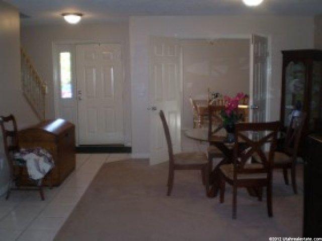 28 Hillsborough Dr, Pleasant View, UT 84414 — photo 2
