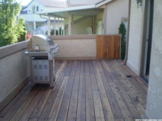 28 Hillsborough Dr, Pleasant View, UT 84414 — photo 8