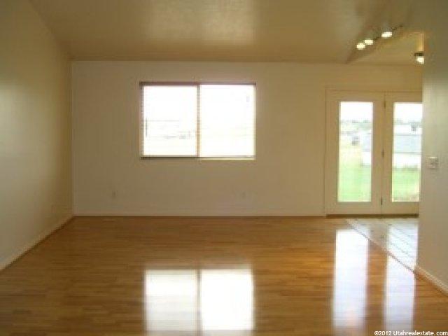 3683 S 3850 W, West Haven, UT 84401 — photo 2