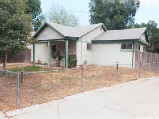 6 Birch Cir, Clearfield, UT 84015 — photo 3