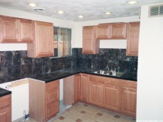 6 Birch Cir, Clearfield, UT 84015 — photo 5