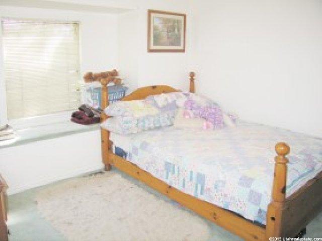 4004 W 5650 S, Roy, UT 84067 — photo 9