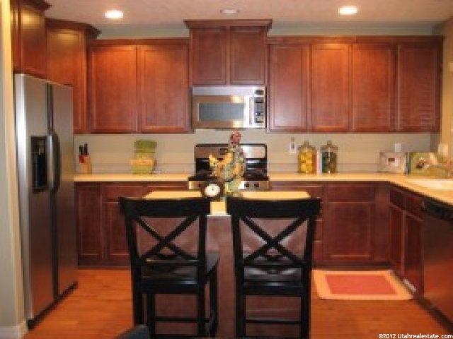 739 W 2010 S, Syracuse, UT 84075 — photo 2