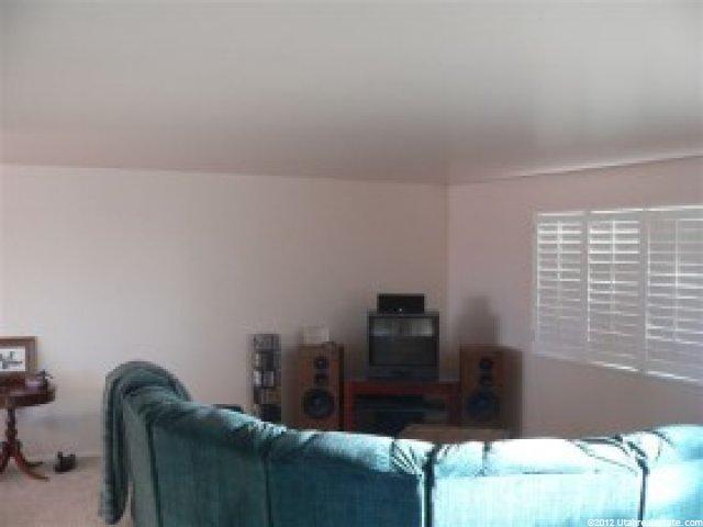 2052 W 4600 S, Roy, UT 84067 — photo 6