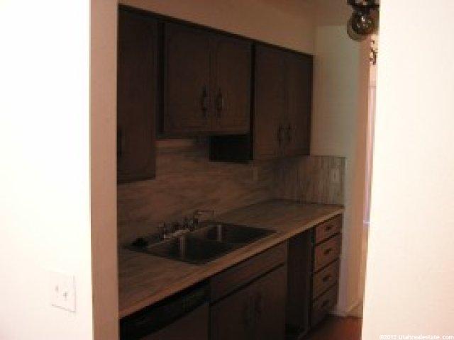 34 White Barn Dr, Pleasant View, UT 84414 — photo 8