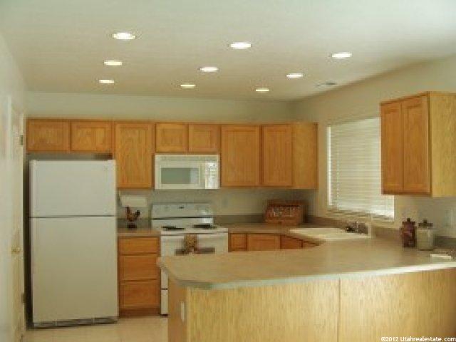 1011 Sara Ln, Ogden, UT 84404 — photo 7