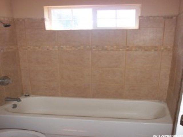 696 N 1000 E, Bountiful, UT 84010 — photo 11