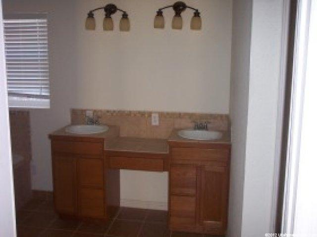 696 N 1000 E, Bountiful, UT 84010 — photo 7