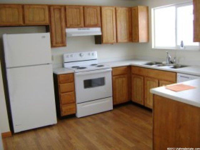 1193 E Violet Dr, Sandy, UT 84094 — photo 2