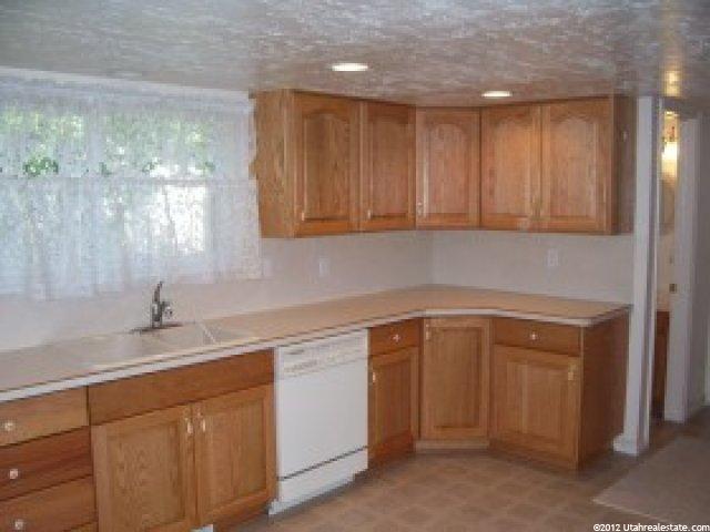 1120 W 75 N, Clearfield, UT 84015 — photo 3
