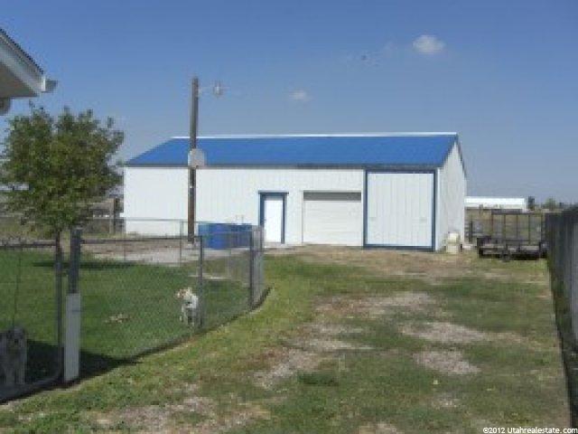 3062 W 2500 N, Clinton, UT 84015 — photo 2