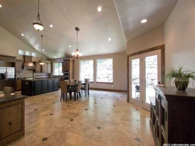 232 E Summer Meadow Cir S, Bountiful, UT 84010 — photo 6