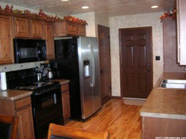 582 E 4400 S, South Ogden, UT 84403 — photo 3