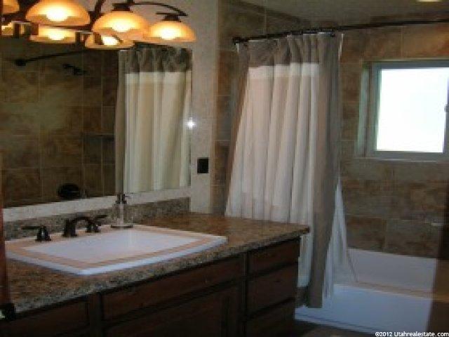 582 E 4400 S, South Ogden, UT 84403 — photo 5