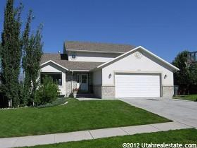 10133 S CROSSLEY CT W, South Jordan UT 84095