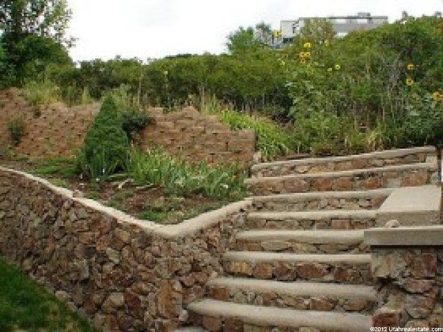 422 Canyon Estates Cir, Bountiful, UT 84010 — photo 12