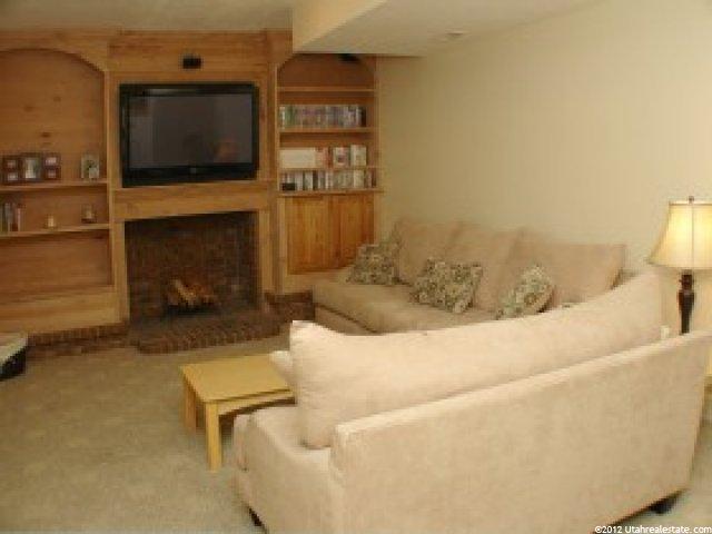 422 Canyon Estates Cir, Bountiful, UT 84010 — photo 4