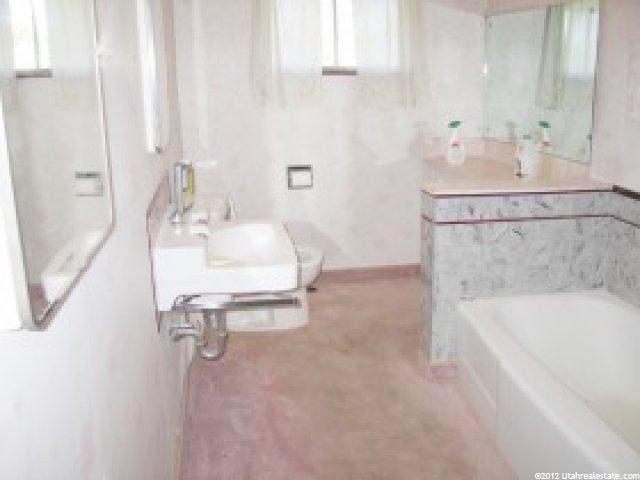 4191 Edgehill Dr, Ogden, UT 84403 — photo 6