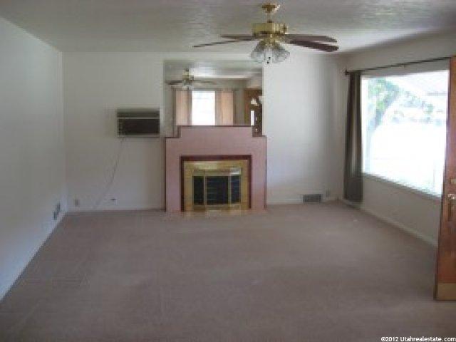 273 Center St, Clearfield, UT 84015 — photo 2