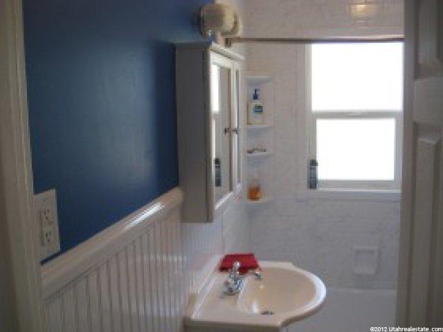 273 Center St, Clearfield, UT 84015 — photo 4
