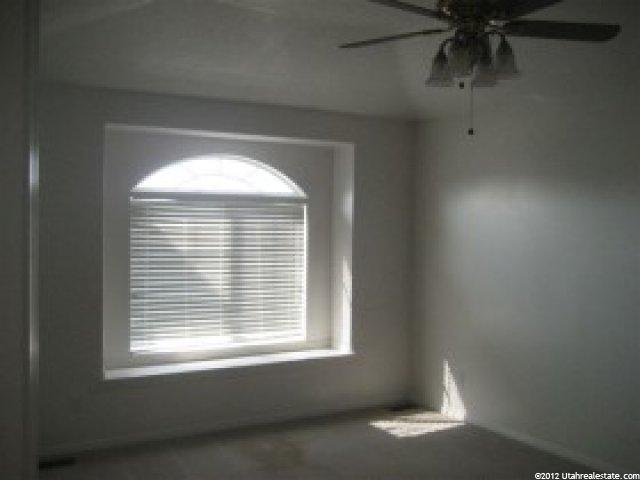 924 W 1520 N, Clinton, UT 84015 — photo 11